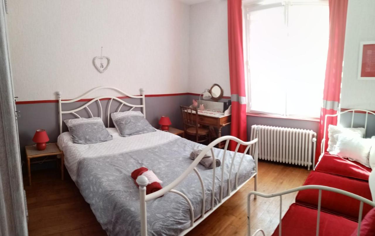 Gite Les 27 Roses Et Plus Chatel-Censoir Exterior photo